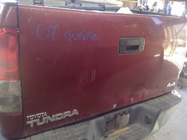 2007 TOYOTA TUNDRA, BURGUNDY, LIMITED MODEL, CREW CAB, 5.7L, AT, 4WD. Z26407
